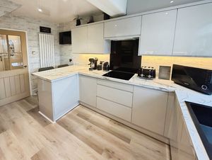 Photo 8- click for photo gallery